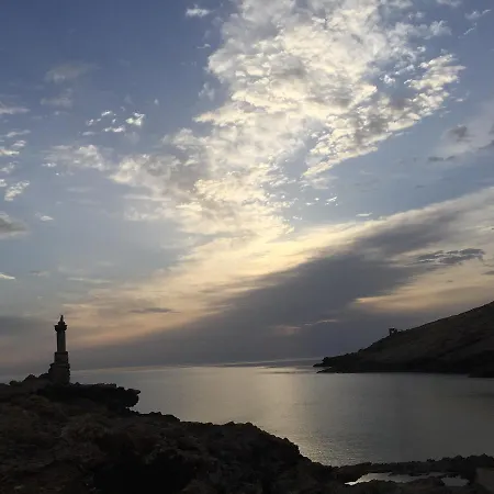 Marquise * Merchia Beach